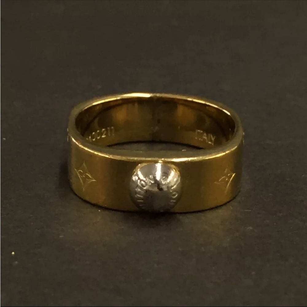 Louis Vuitton Nanogram Two Tone Ring
Size M - Picture 3 of 11